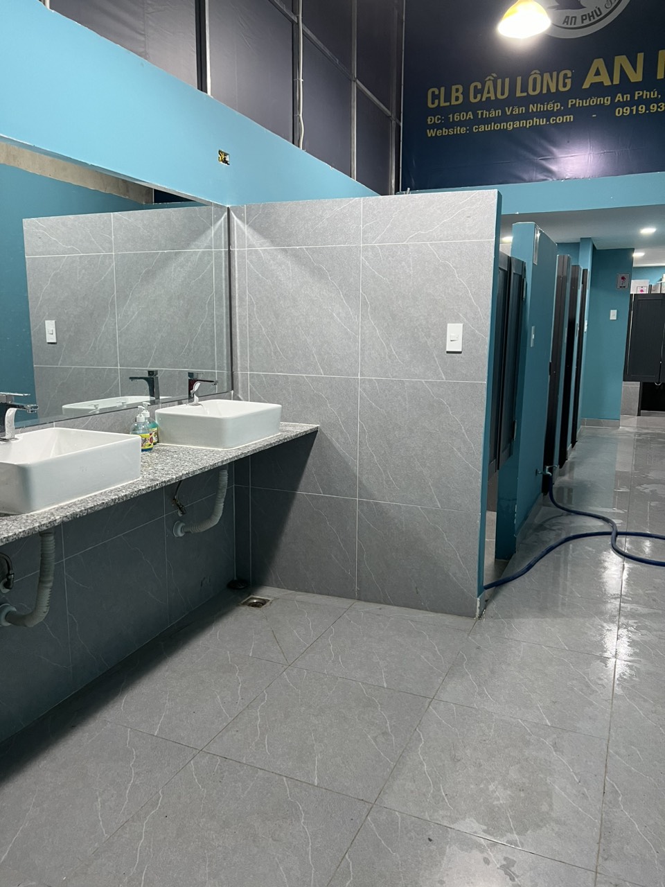 Nhà Vệ Sinh Đầy Đủ Tiện Nghi 