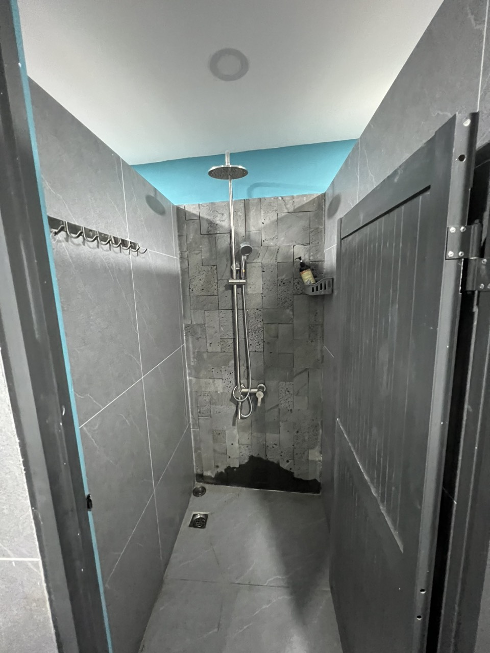 Nhà Vệ Sinh Đầy Đủ Tiện Nghi 