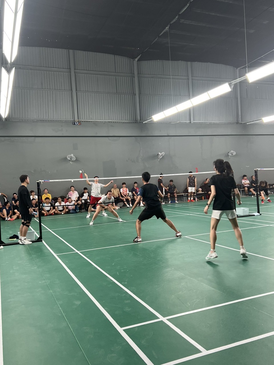 Sân Cầu Lông Phường Bình Trưng