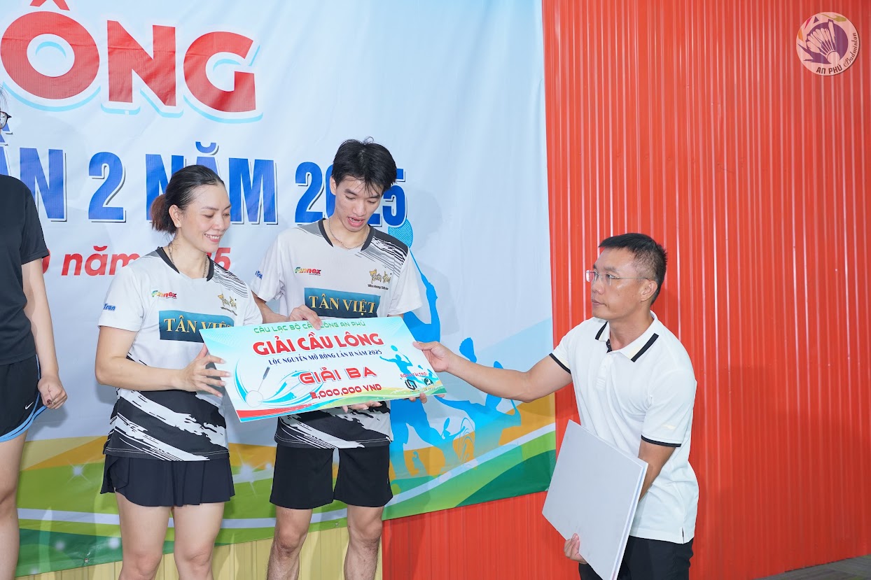 Kỹ Thuật Giao Cầu Lông Cơ Bản