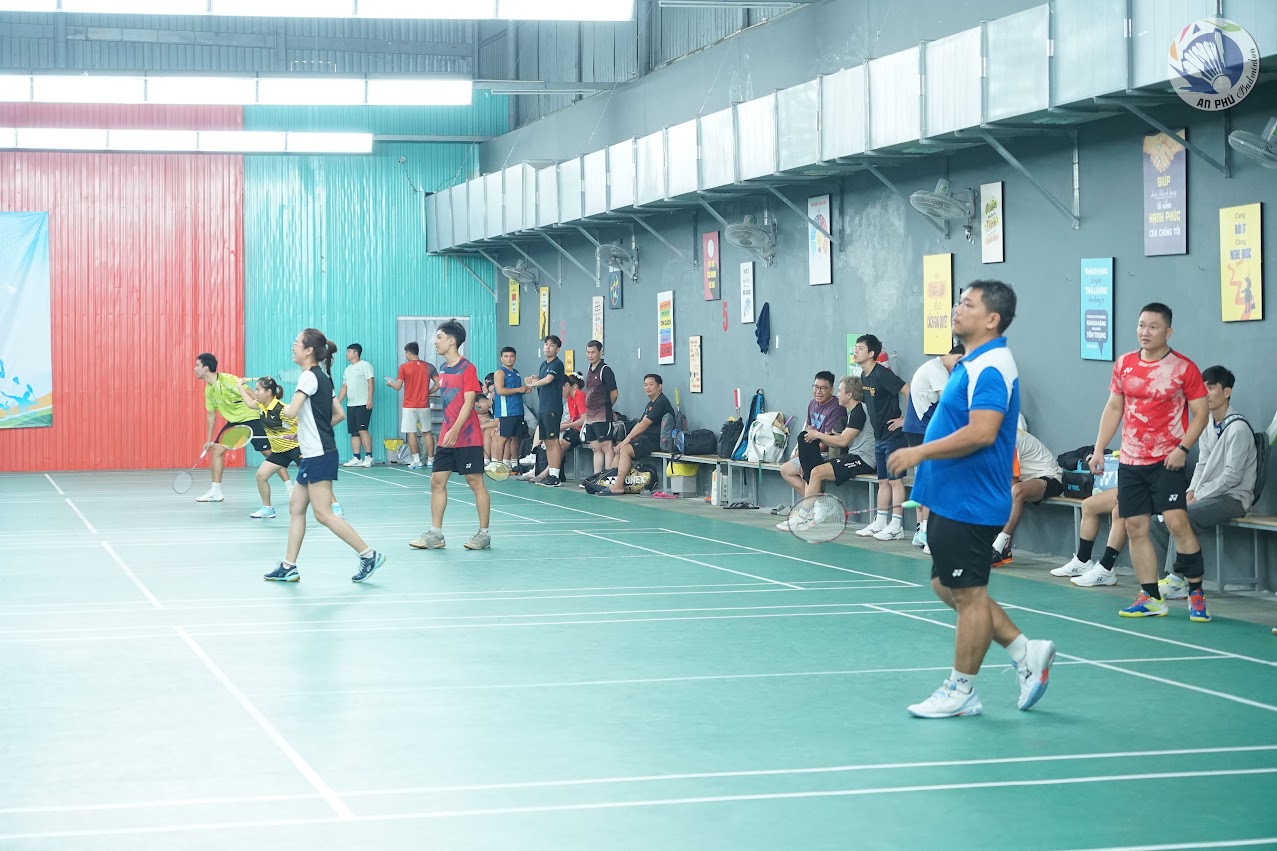 Các Kỹ Thuật Di Chuyển Trong Cầu Lông