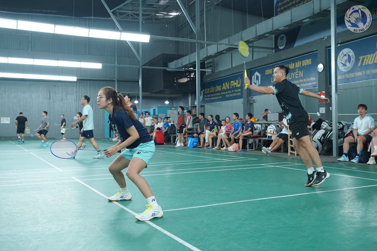 Các Kỹ Thuật Di Chuyển Trong Cầu Lông