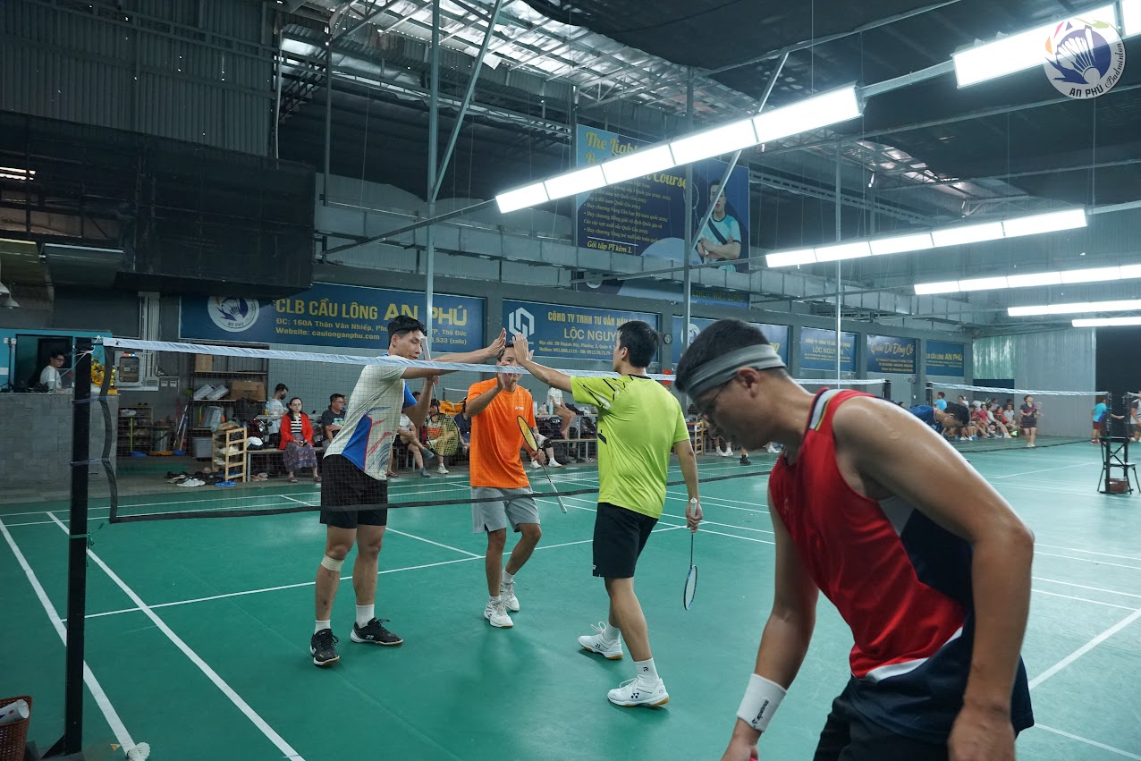 Đánh Cầu Lông Có Cao Không?