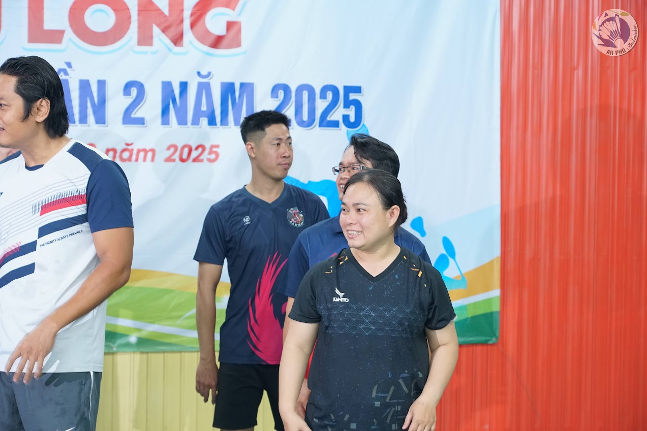 Tìm Hiểu Kỹ Thuật Thủ Cầu Lông Toàn Diện