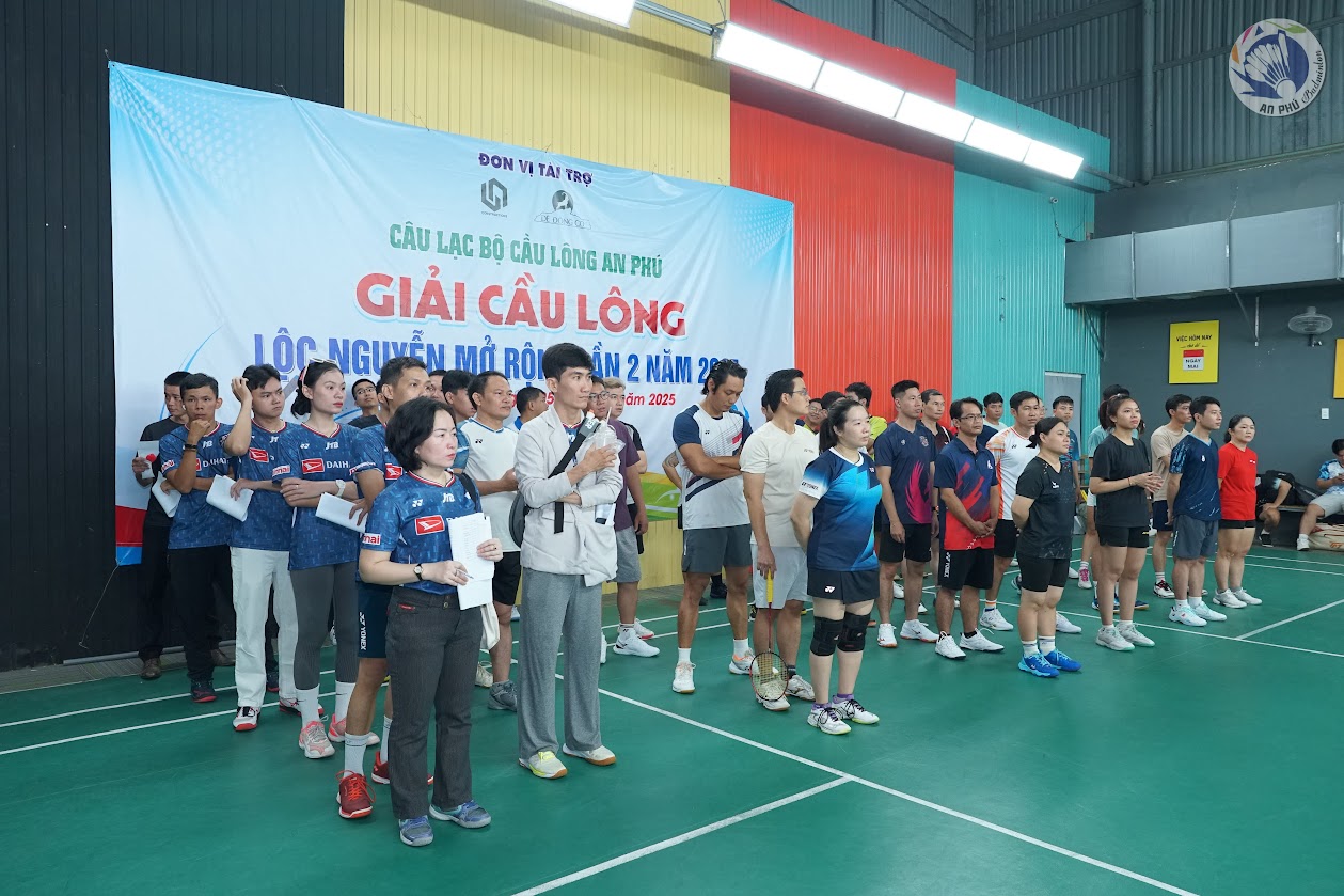 Sân Cầu Lông Gần Mega Market An Phú