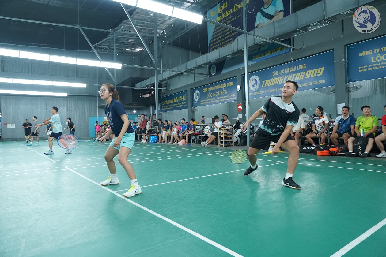 Sân Cầu Lông Đẹp Ở Thủ Đức