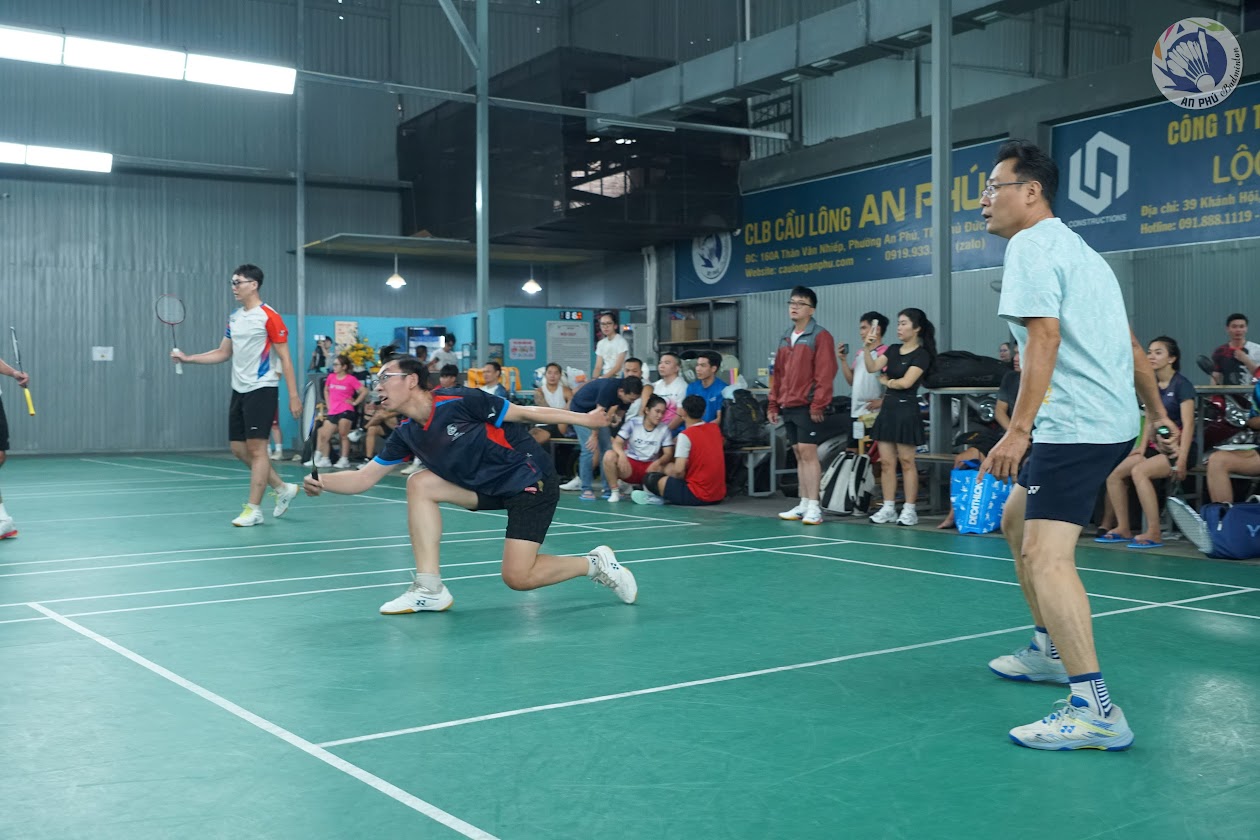 Sân Cầu Lông Đẹp Ở Thủ Đức