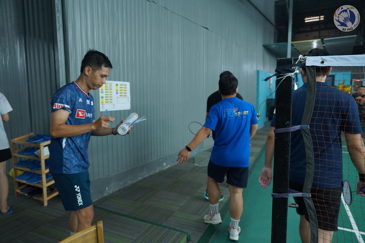 Kỹ Thuật Đánh Cầu Lông Cơ Bản