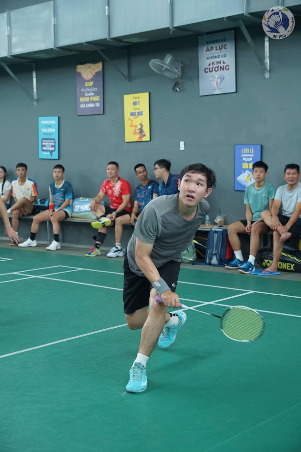 Kỹ Thuật Đánh Cầu Lông Cơ Bản