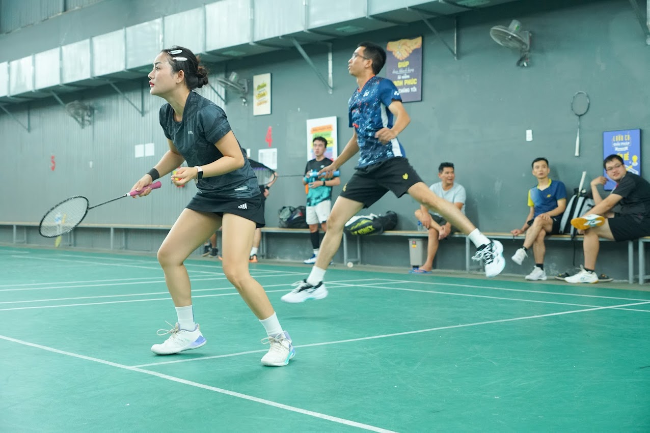 Sân Cầu Lông Chuẩn Quốc Tế