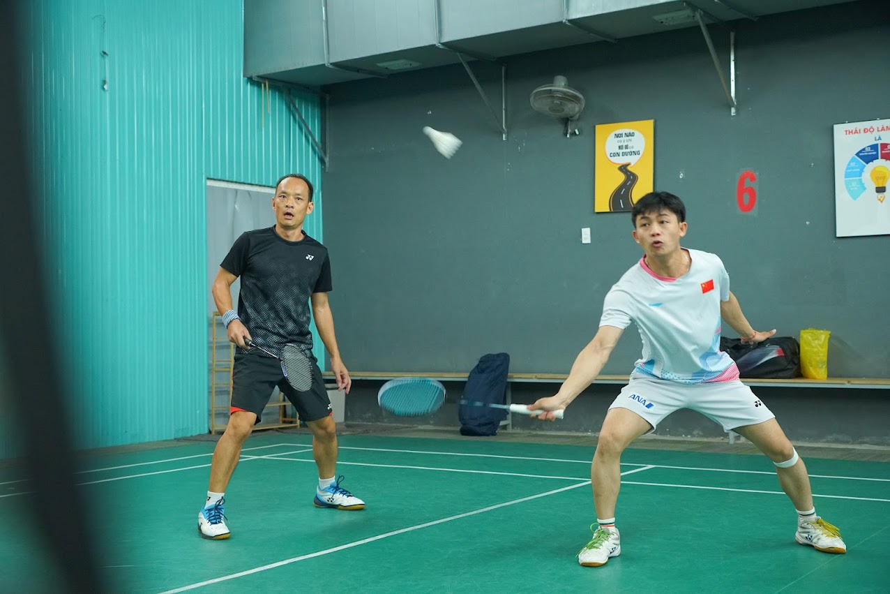 Sân Cầu Lông Trong Nhà Chất Lượng