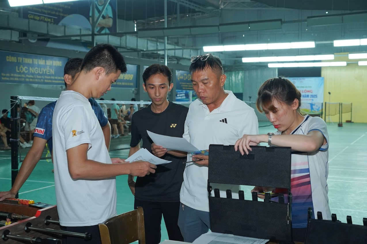 Sân Cầu Lông TP.HCM