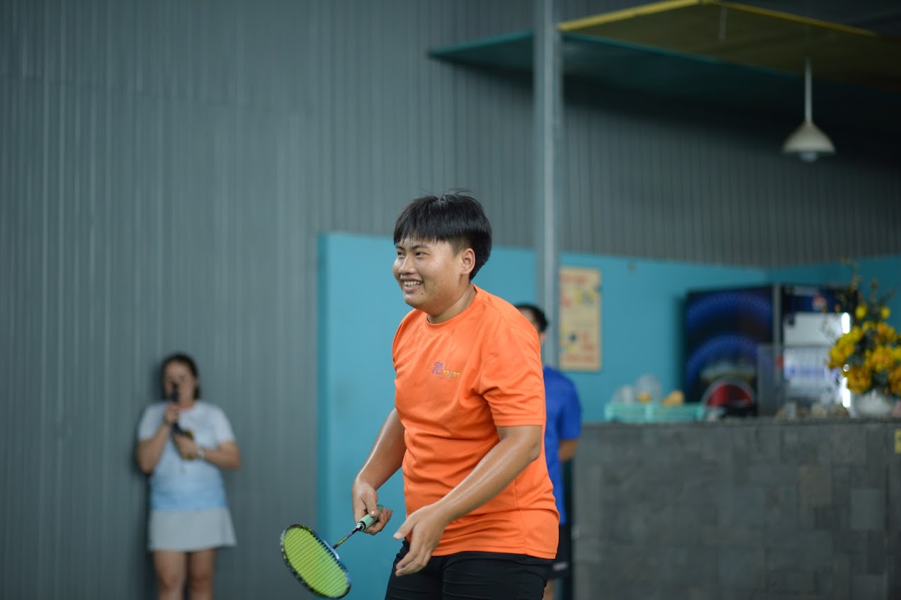 Sân Cầu Lông Thoáng Mát