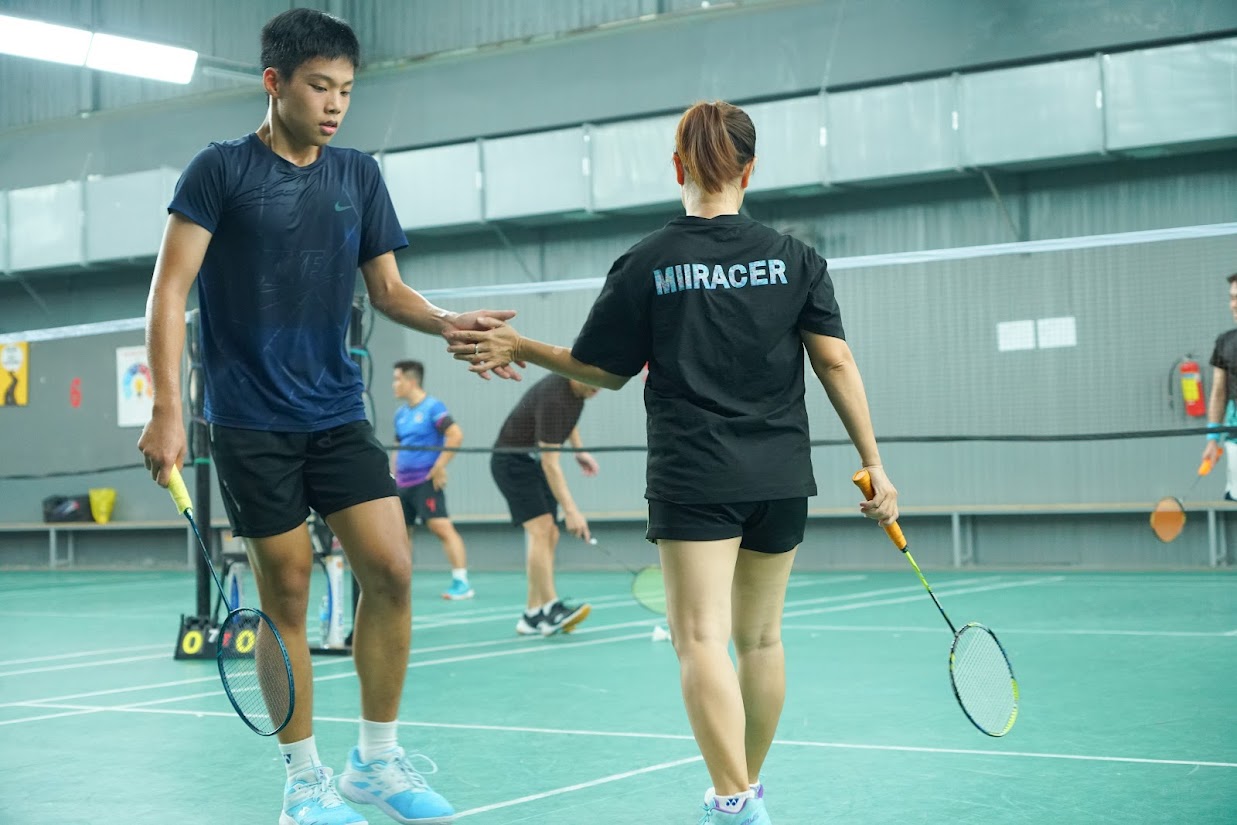 Cầu Lông Có Tốt Cho Sức Khỏe Không?